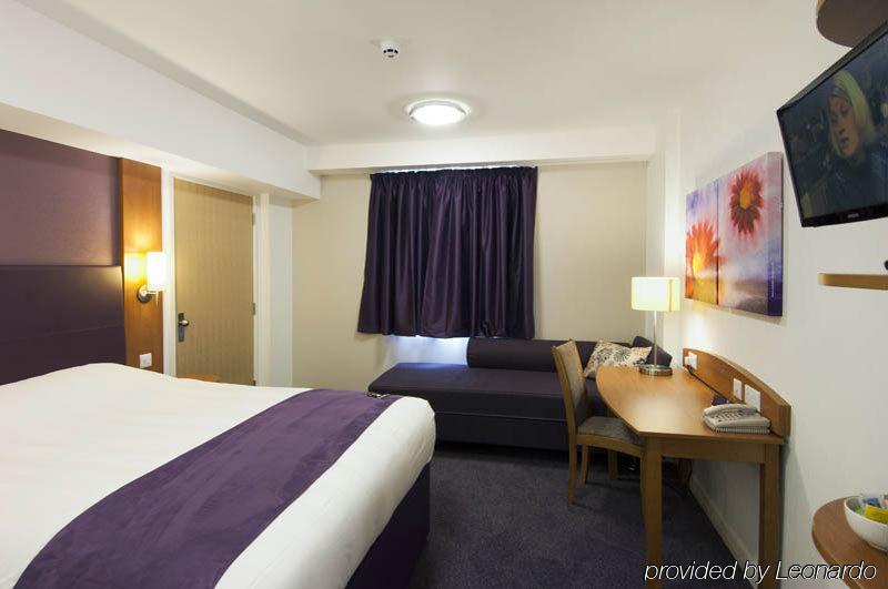 Premier Inn Nuneaton/Coventry Esterno foto